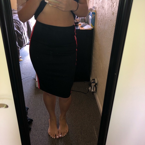 Forever 21 Midi Skirt - Picture 4 of 8